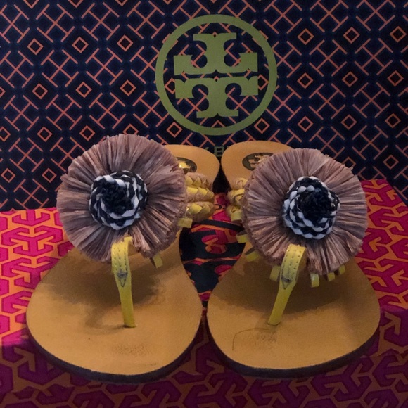 TORY BURCH SANDALS - Picture 2 of 4